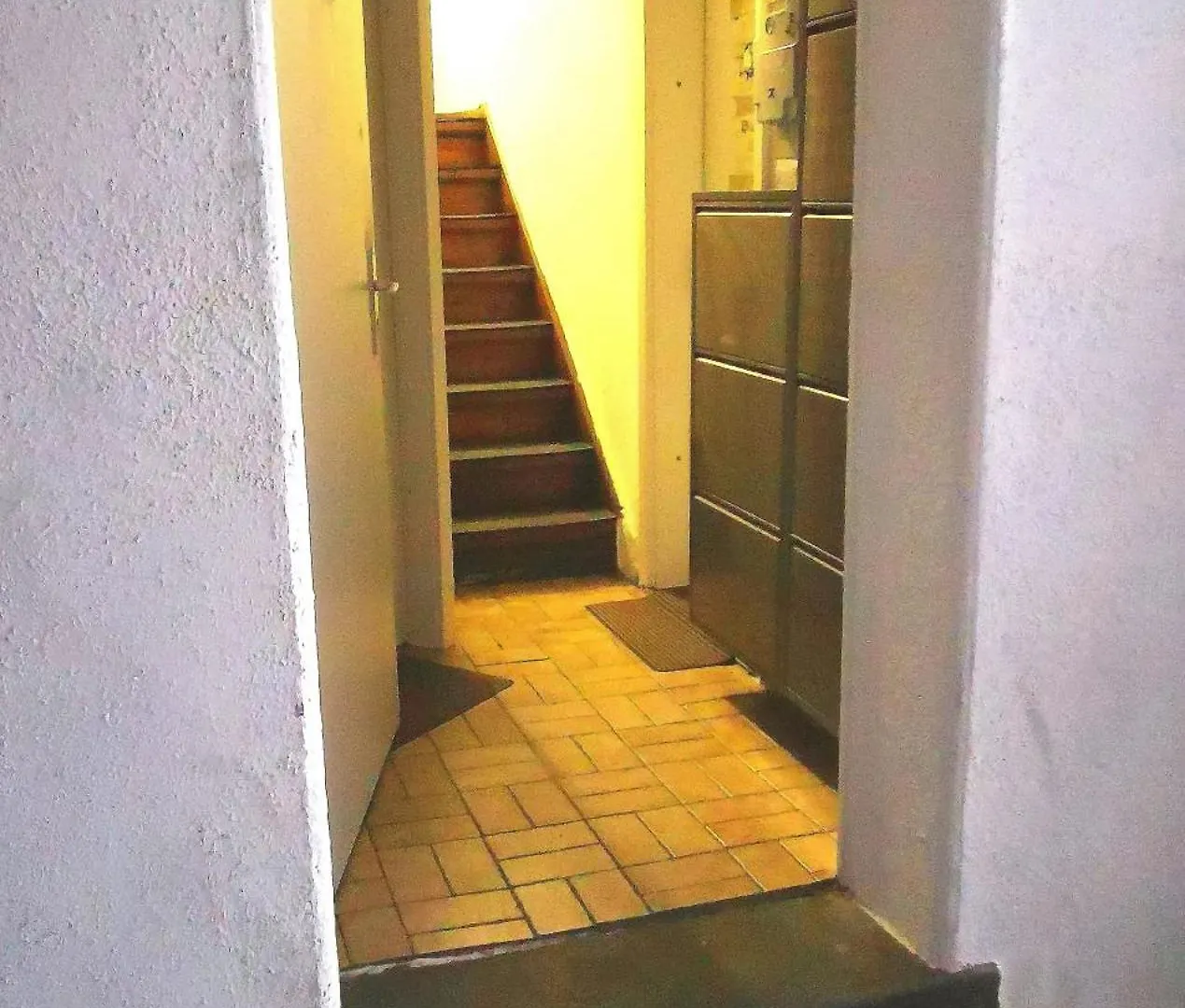 Privat Zimmer In Zwei-Zimmer-Wohnung Als 2Er Wg Köln Privatunterkunft
