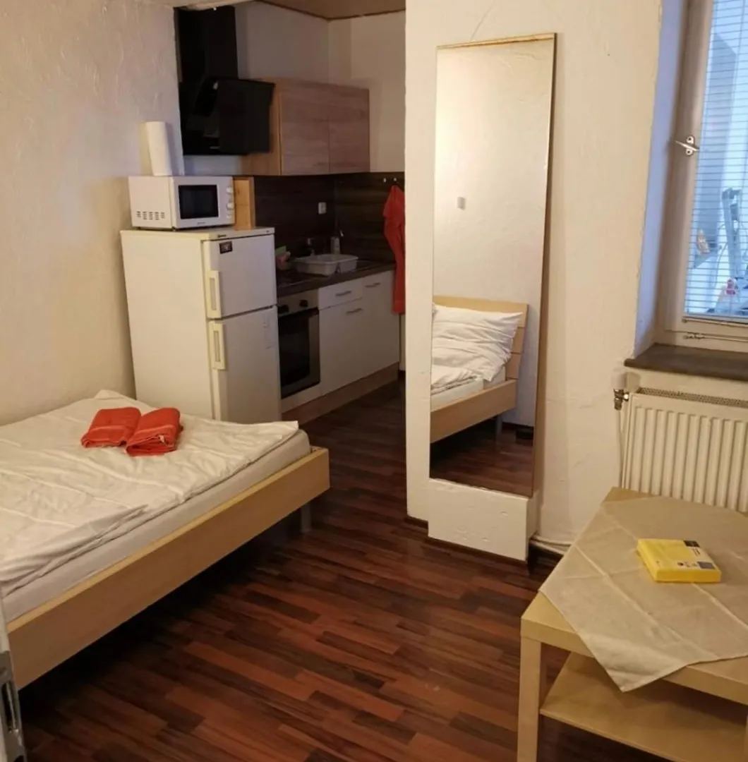 Privat Zimmer In Zwei-Zimmer-Wohnung Als 2Er Wg Köln