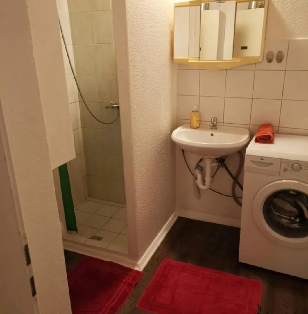 Privat Zimmer In Zwei-Zimmer-Wohnung Als 2Er Wg Köln