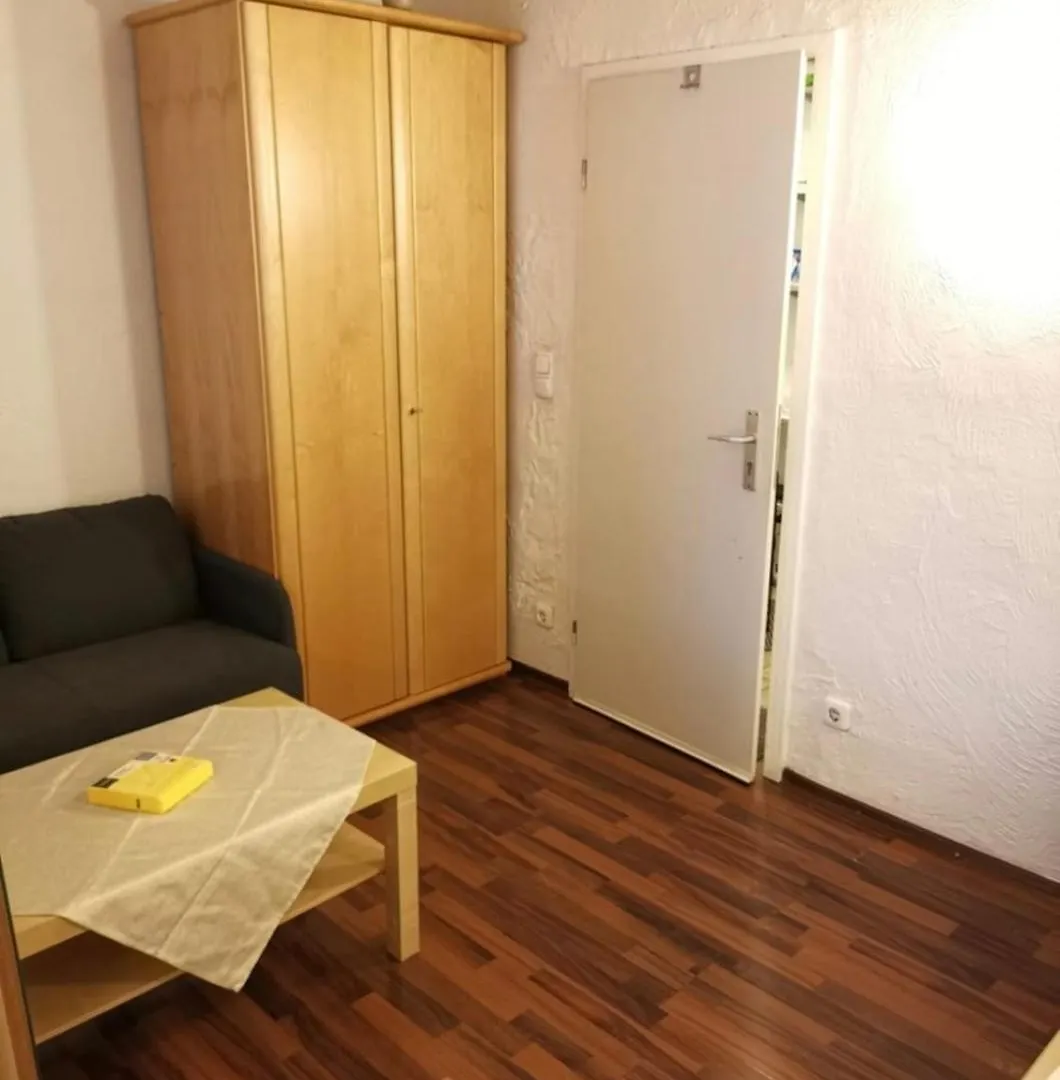 Privat Zimmer In Zwei-Zimmer-Wohnung Als 2Er Wg Köln Deutschland